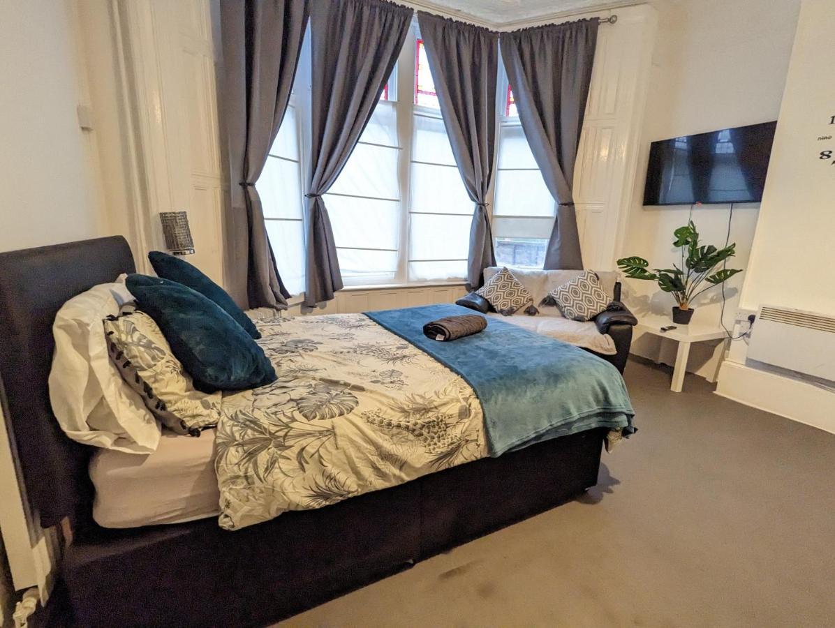 1 Bedroom Studio In A Supurb Area Of Кардифф Экстерьер фото