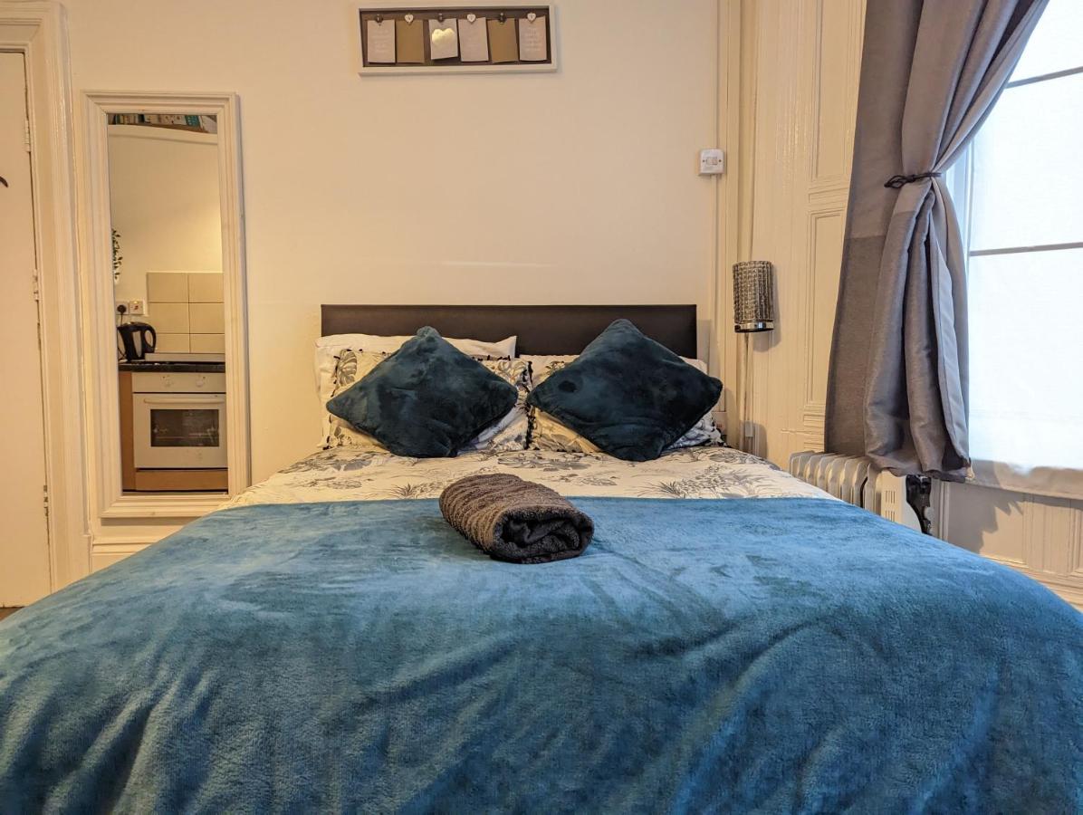 1 Bedroom Studio In A Supurb Area Of Кардифф Экстерьер фото