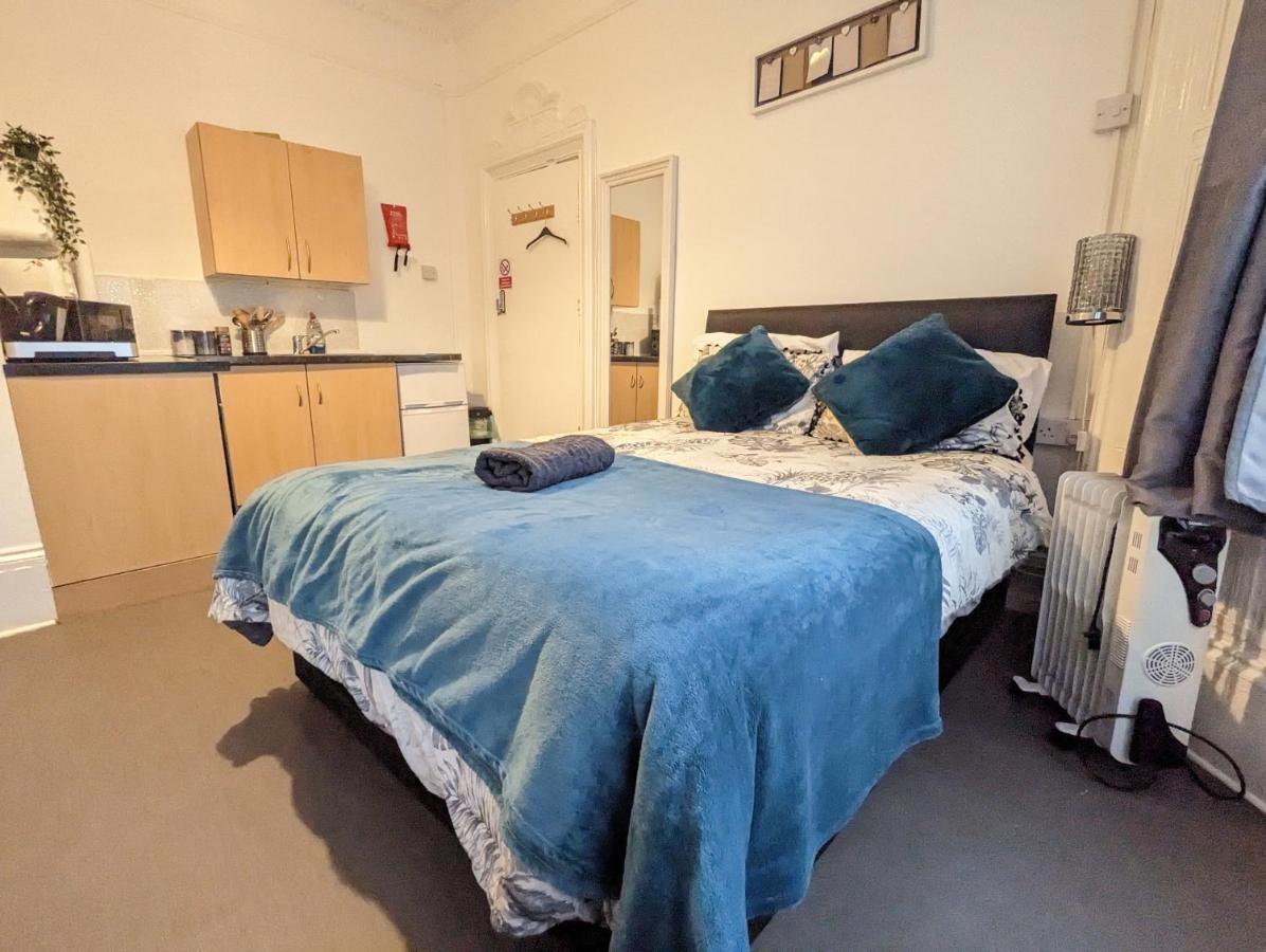 1 Bedroom Studio In A Supurb Area Of Кардифф Экстерьер фото