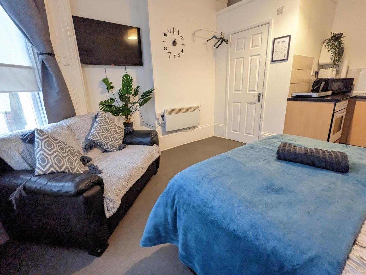 1 Bedroom Studio In A Supurb Area Of Кардифф Экстерьер фото